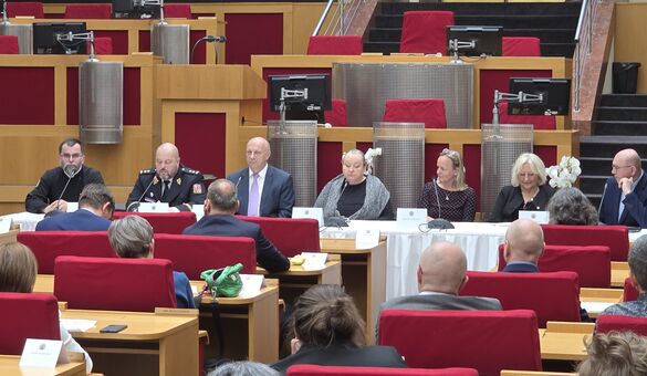 Na pozvání primátora hl. m. Prahy Bohuslava Svobody se v pátek 15. 5. uskutečnilo na Nové radnici již třetí setkání "Praha s církvemi, církve s Prahou"