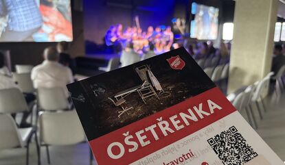 Benefiční koncert na podporu kampaně Ošetřenka